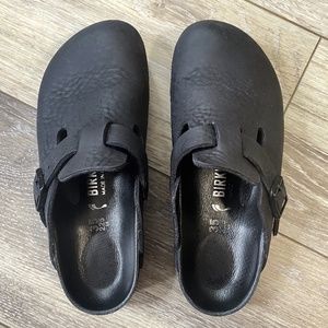 BIRKENSTOCK Boston, Natural Leather, Size 35 (women US size 5)